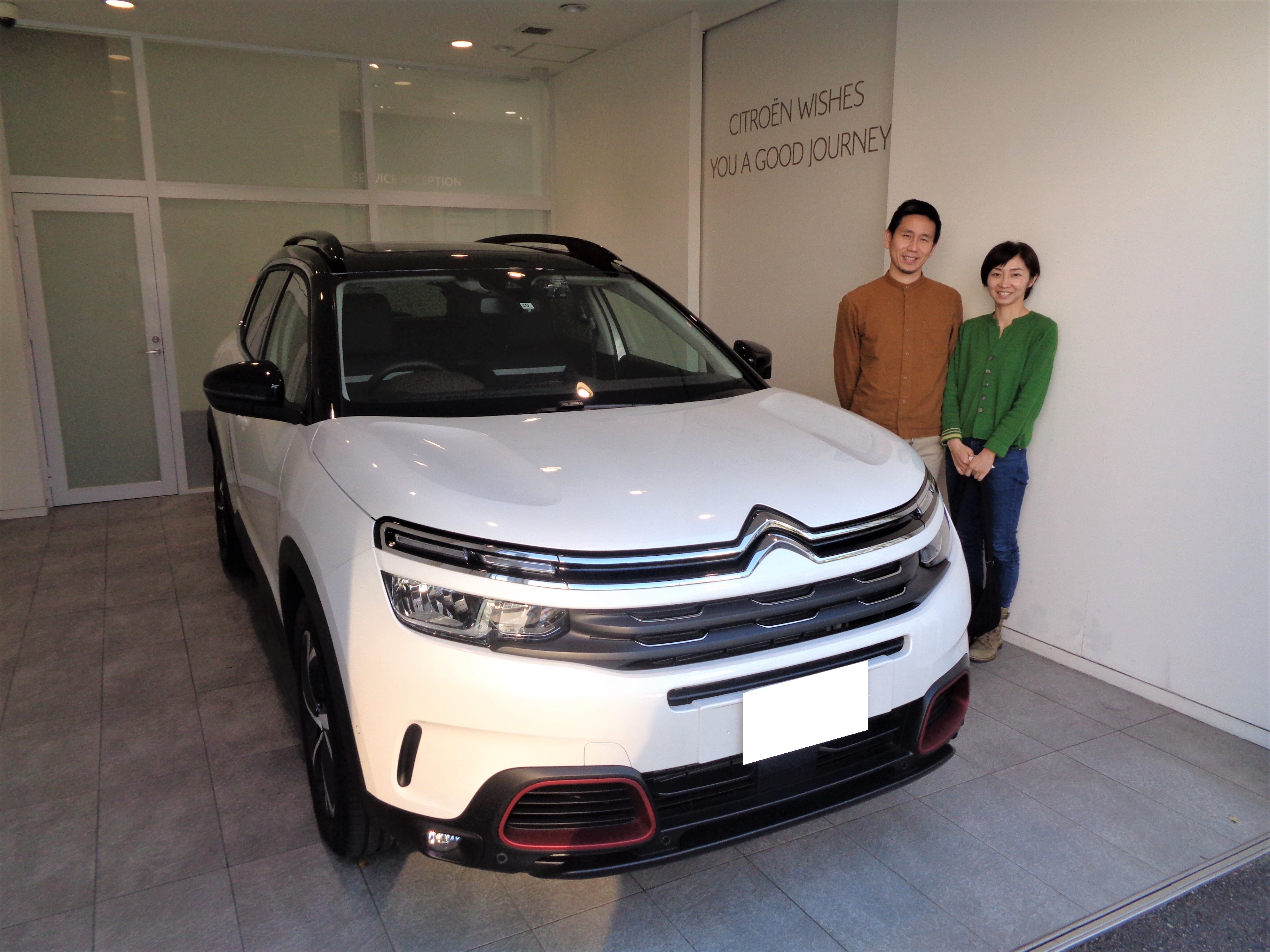 ＣＩＴＲＯＥＮ　Ｃ５ＡＩＲＣＲＯＳＳ　納車式