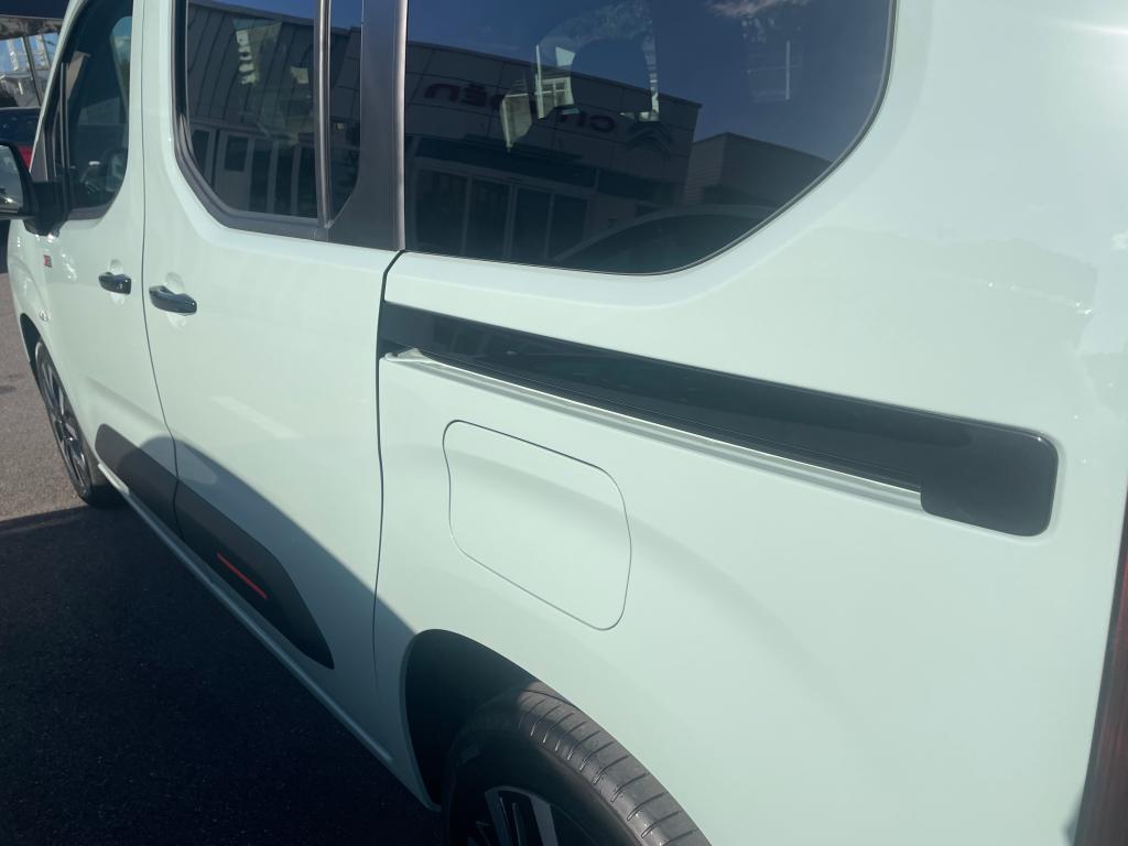 ベルランゴアクアグリーン　エクステリア