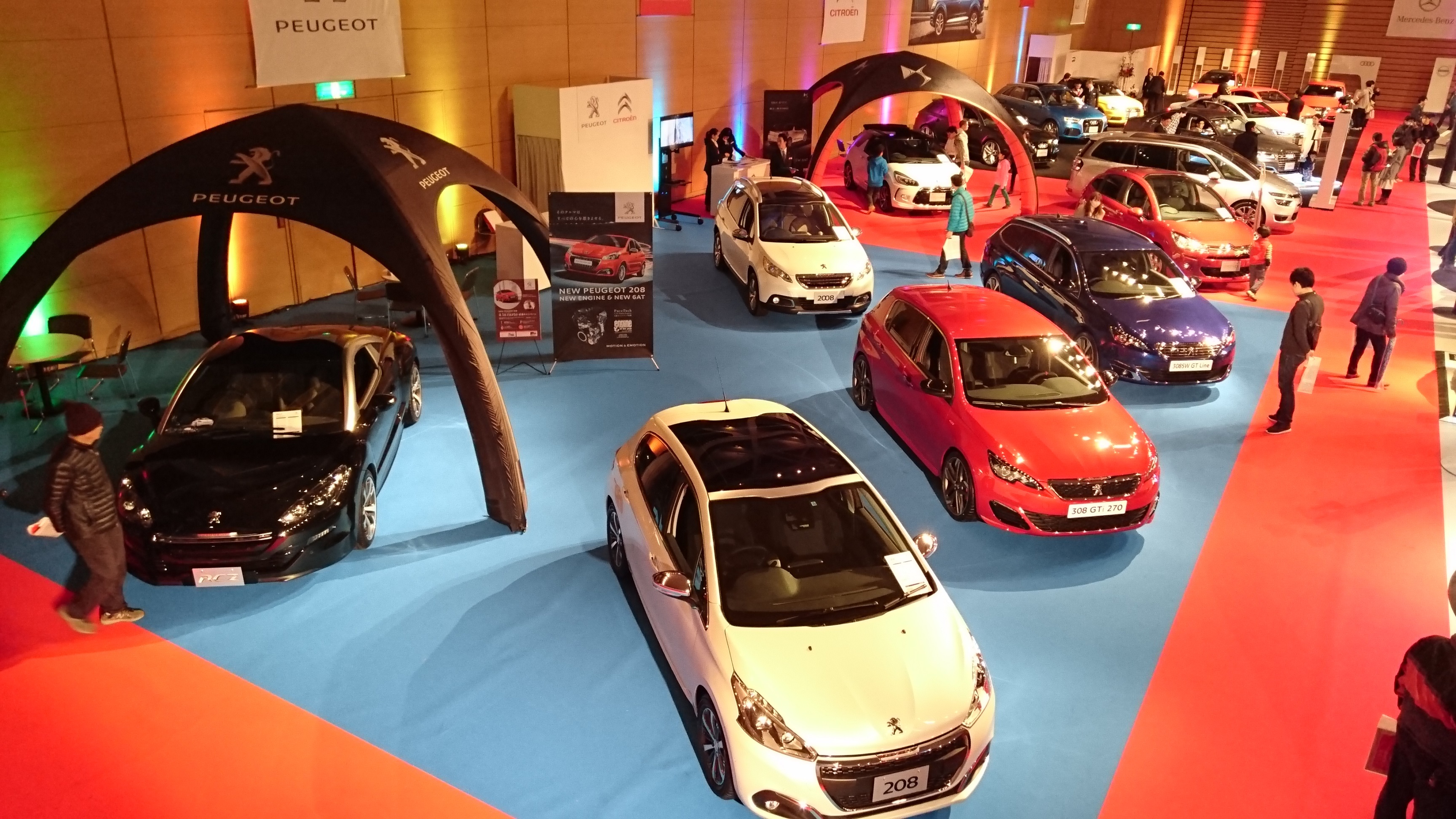 輸入車SHOWへの大変多くのご来場 ありがとうございました♪