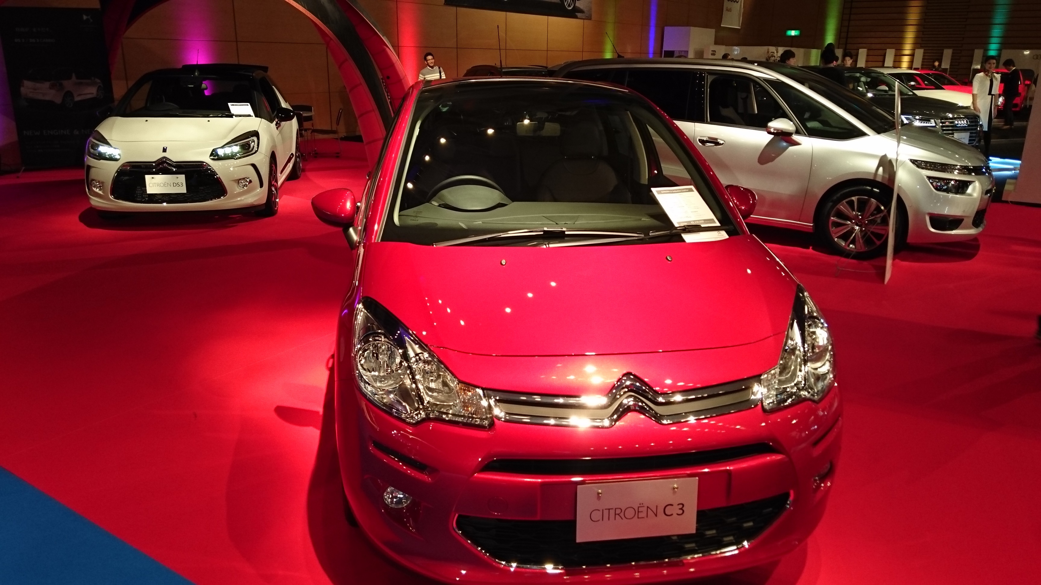 輸入車SHOWへの大変多くのご来場 ありがとうございました♪