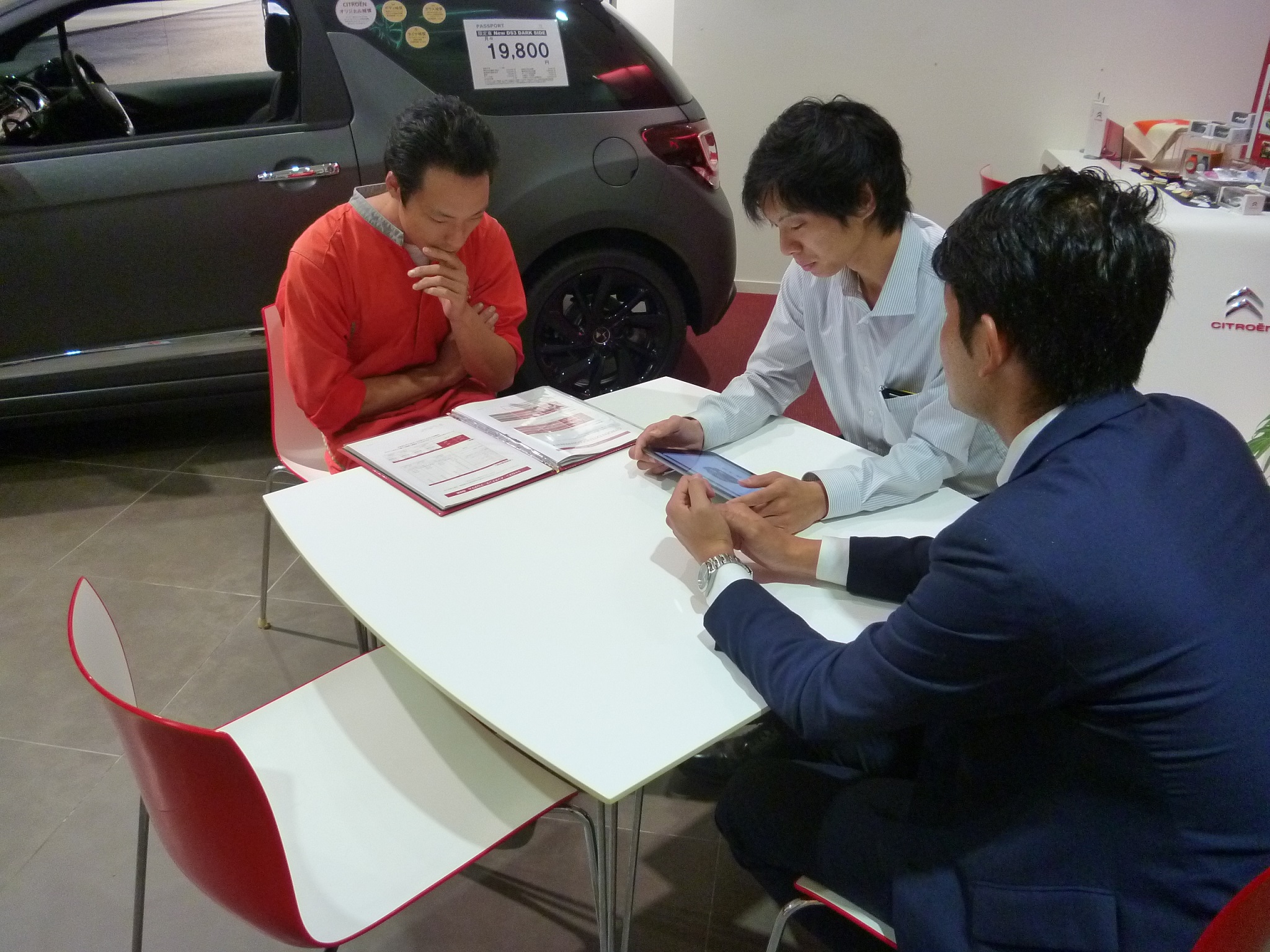 今日は恒例の勉強会です。