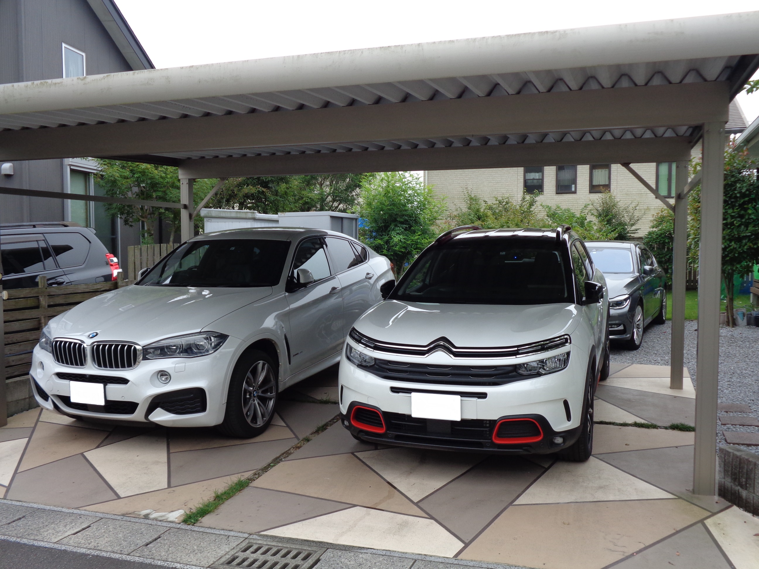C5 AIRCROSS SHINE  ドイツ勢に割って入る♪