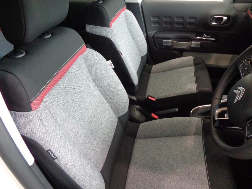 インテリア C-Series