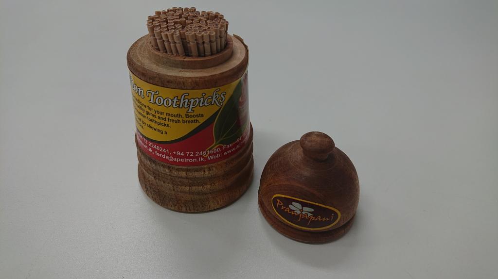 Boosts brain activityな効果を期待され、頂いたスリランカ土産