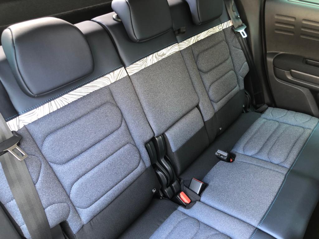 C3 AIRCROSS SUV RIP CURL インテリア