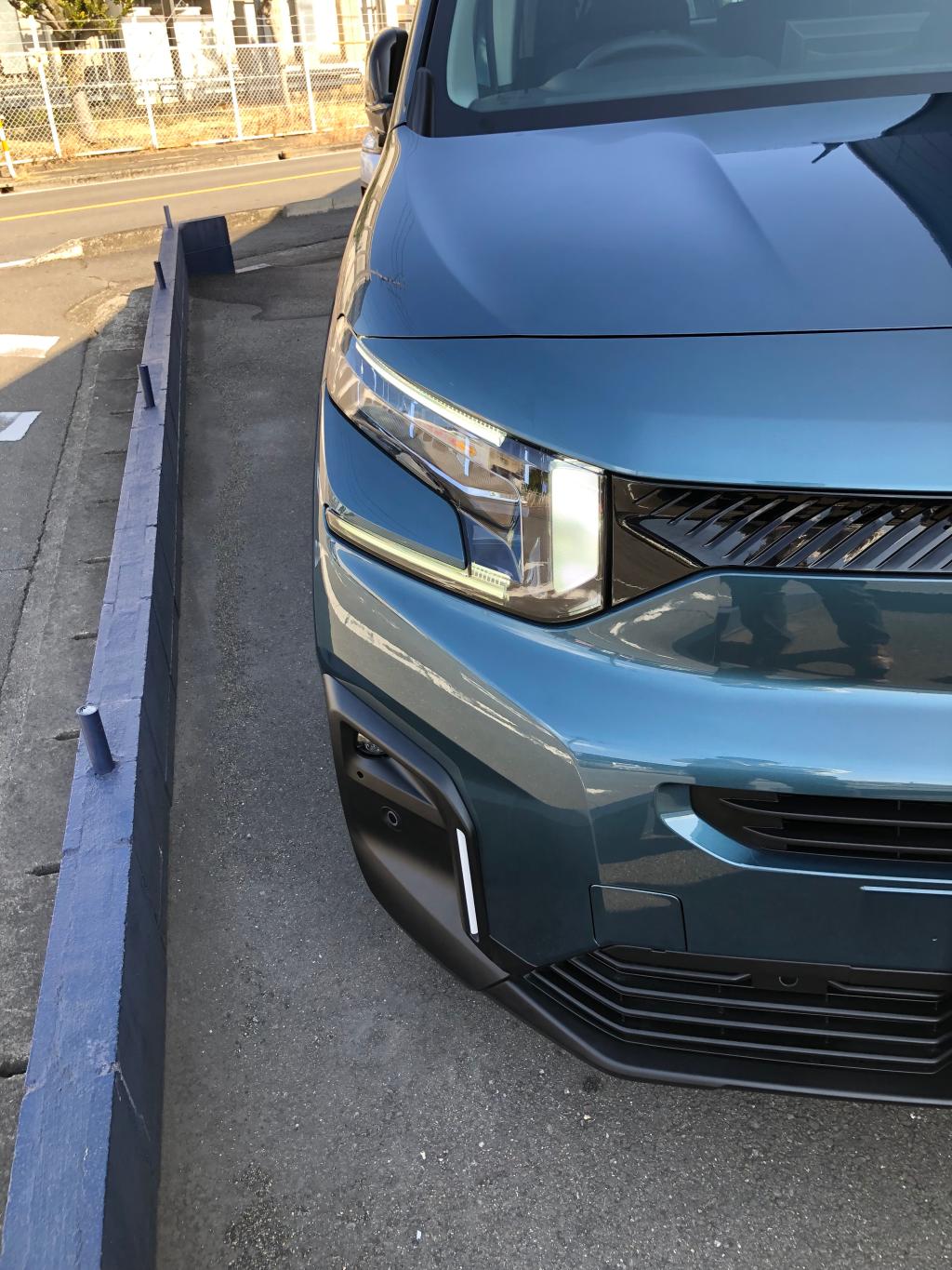 ベルランゴ　エクステリア