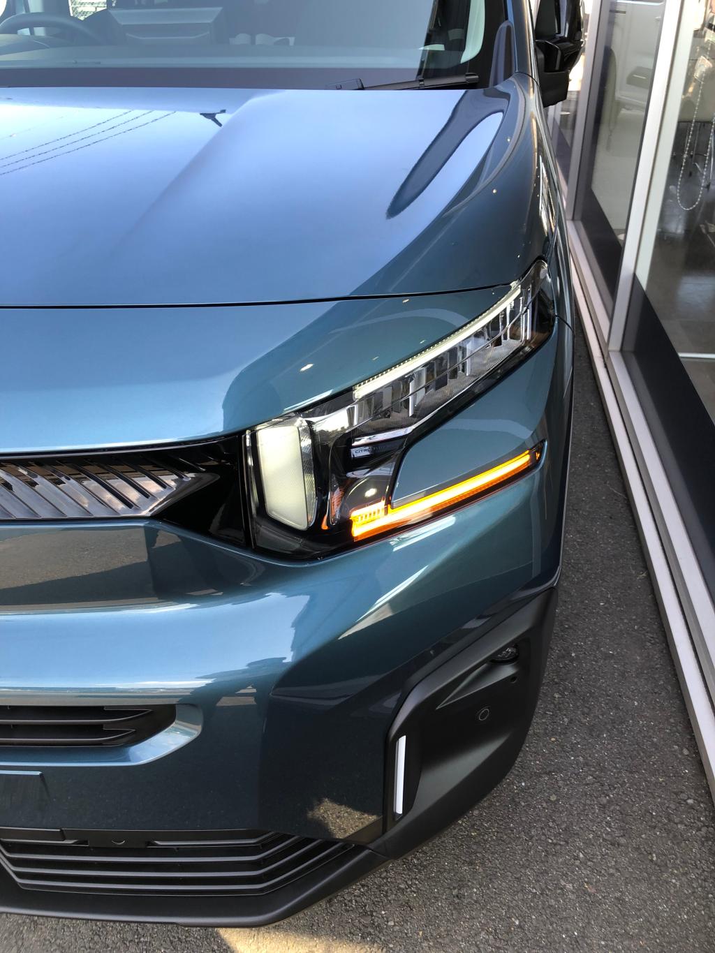 ベルランゴ　エクステリア