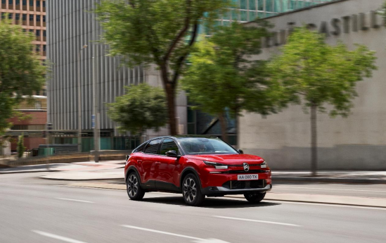 シトロエン C4 MAX HYBRID