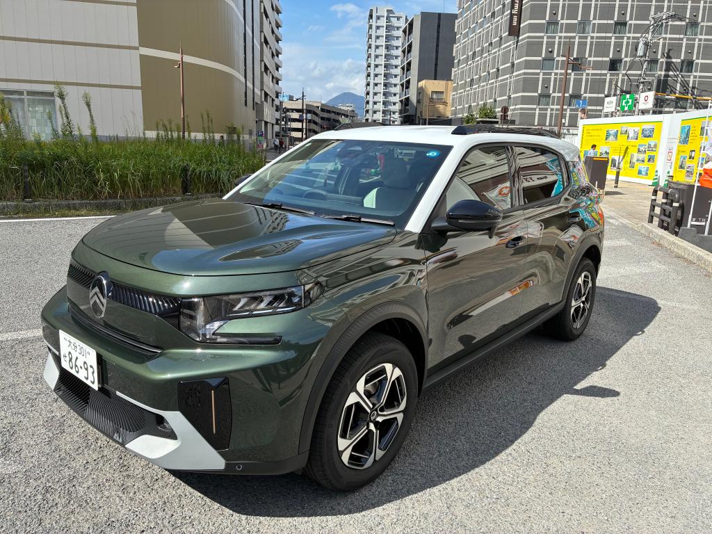 7人乗り　C3 AIR CROSS